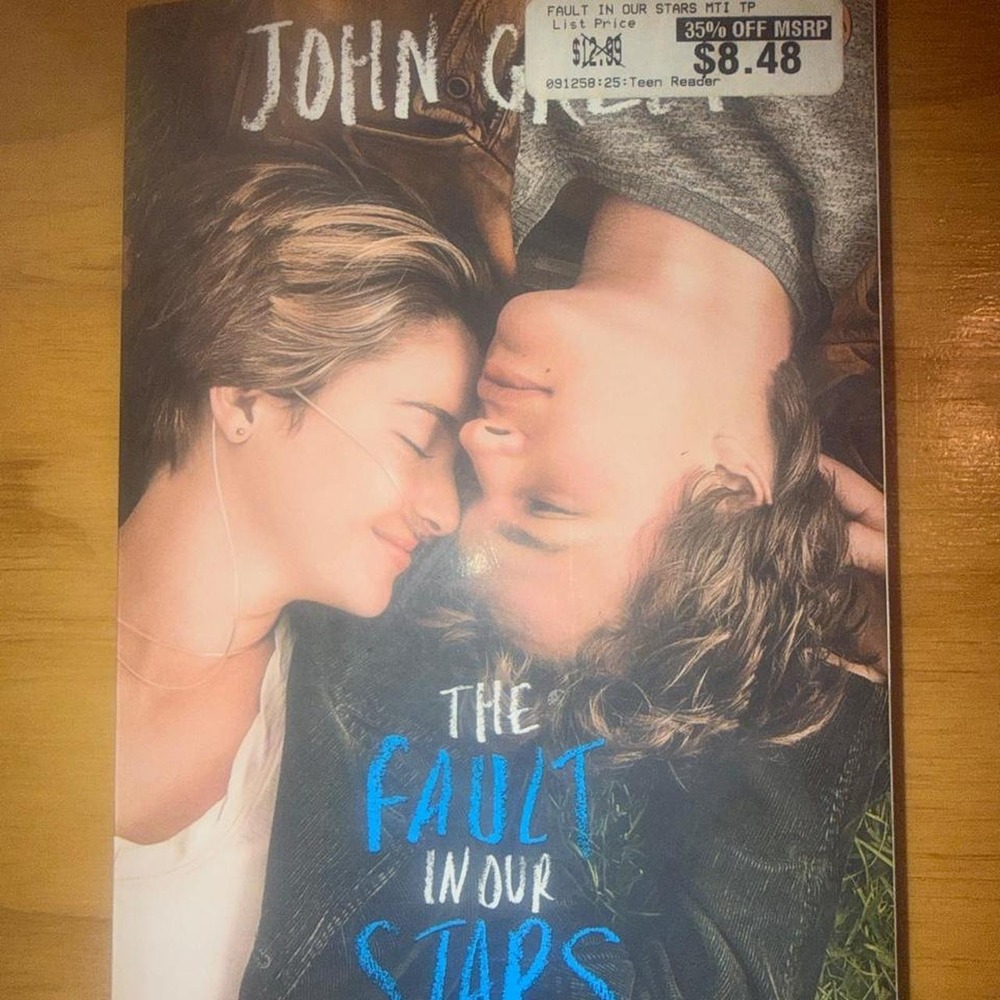 Fault in our stars book